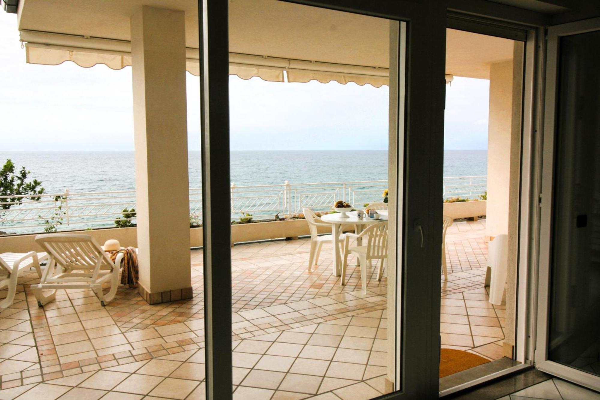 Villa Laura - Sul Mare ピッツォ エクステリア 写真