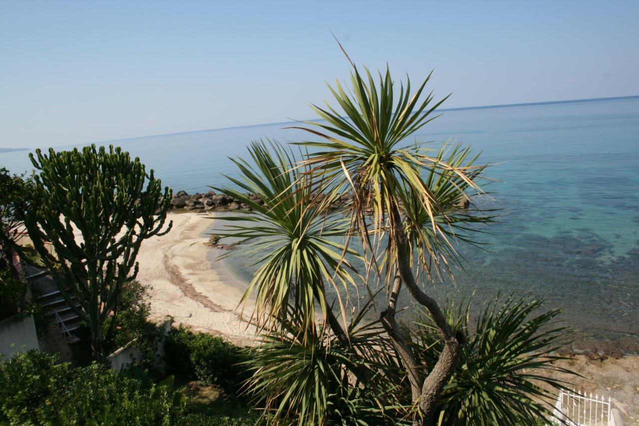 Villa Laura - Sul Mare ピッツォ エクステリア 写真